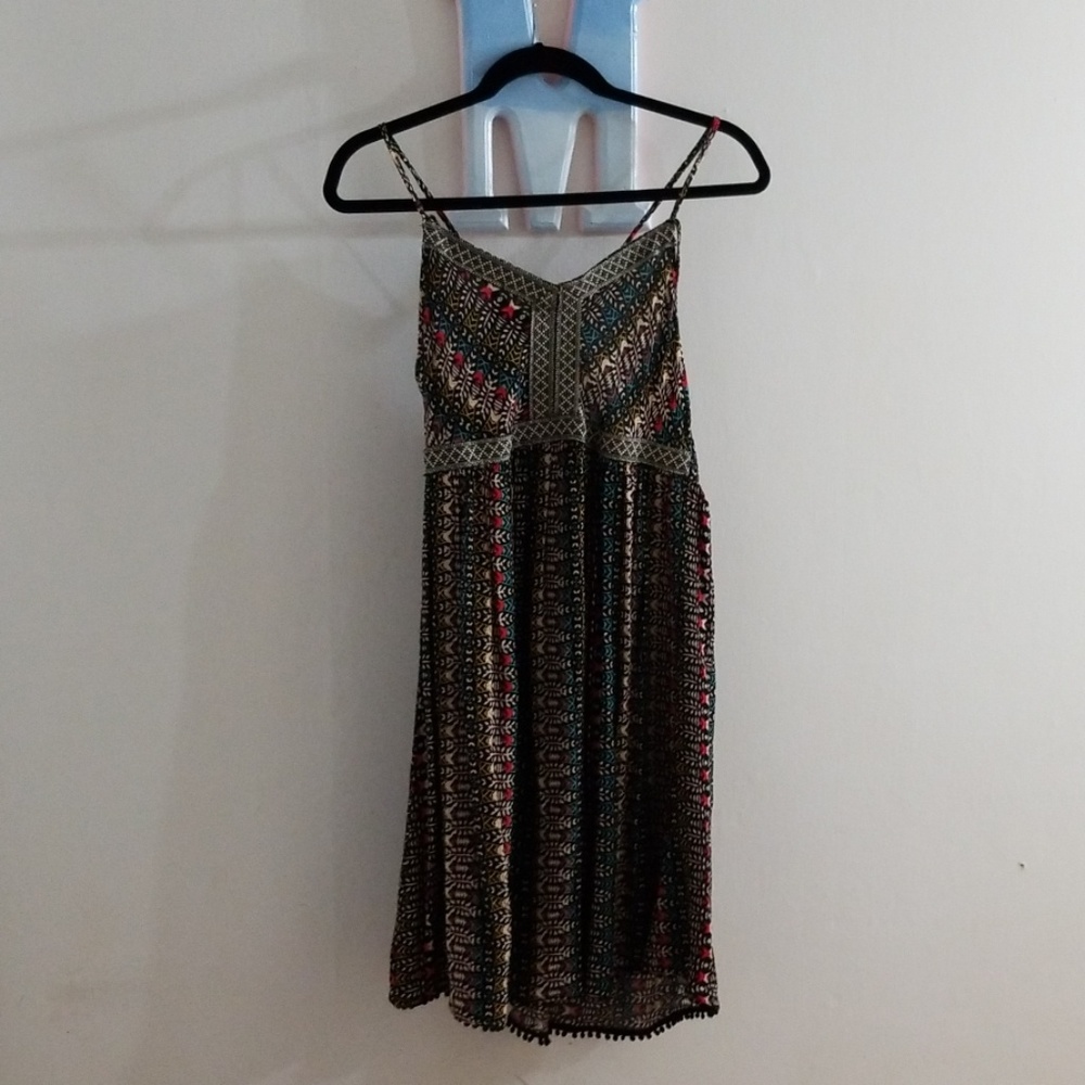 Colorful Pattern Dress - Picture 2 of 4